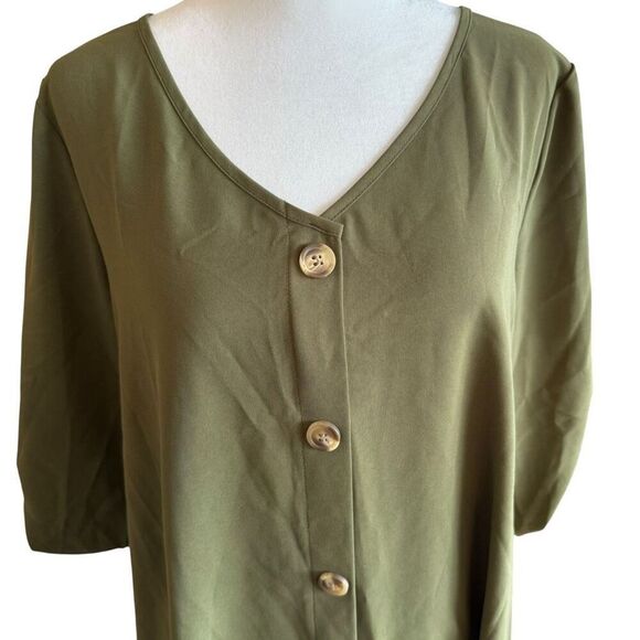 Olive green button down size medium dress - Picture 3 of 3